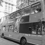 Знаменитые красные автобусы в Англии